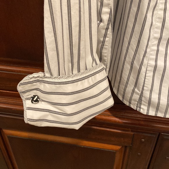 Lane Bryant Grey and fine blue striped button up women’s dress shirt, size 22/24 - Picture 2 of 4